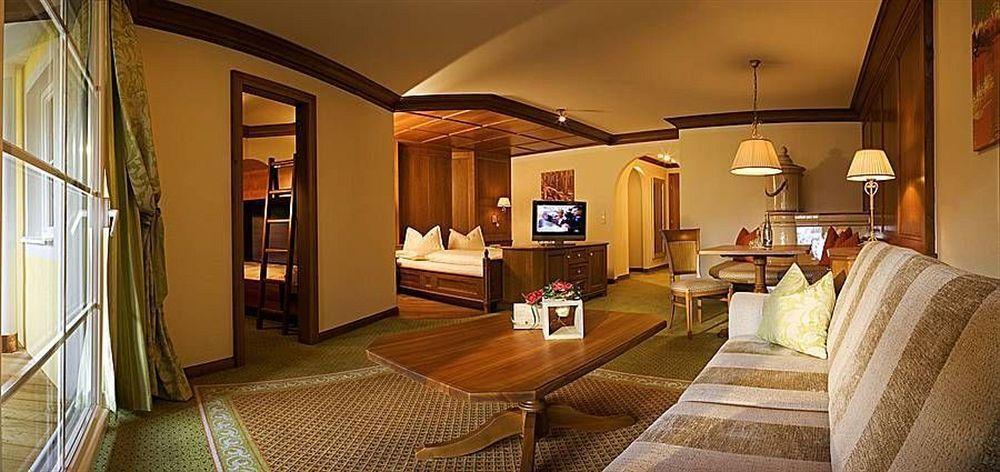 Hotel Post Lermoos Luaran gambar