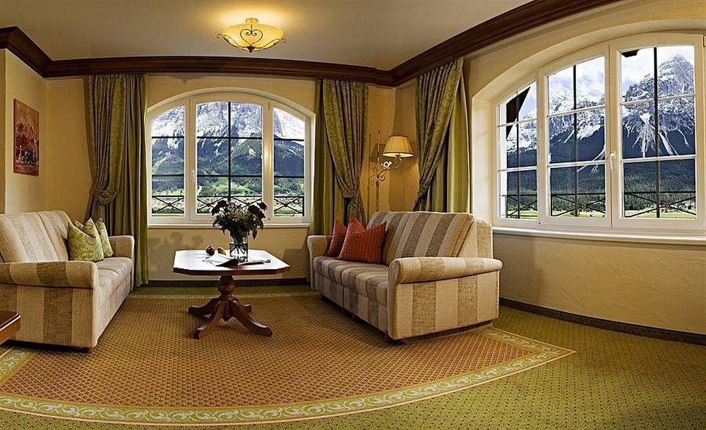 Hotel Post Lermoos Luaran gambar